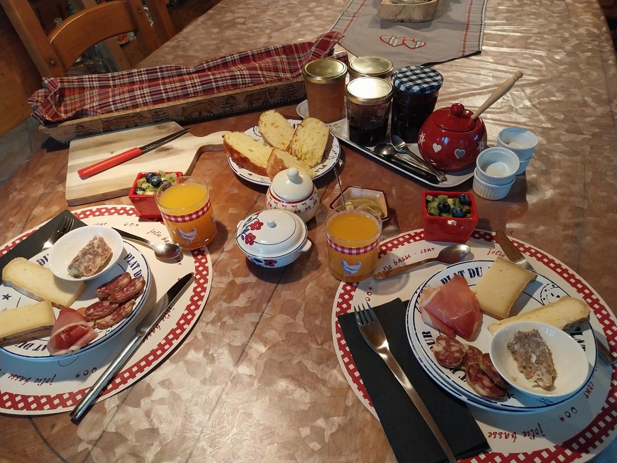 Le Chalet Des 3 Ours Neuvecelle Luaran gambar